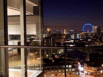 Marlin Empire Square Bridge Appartement *